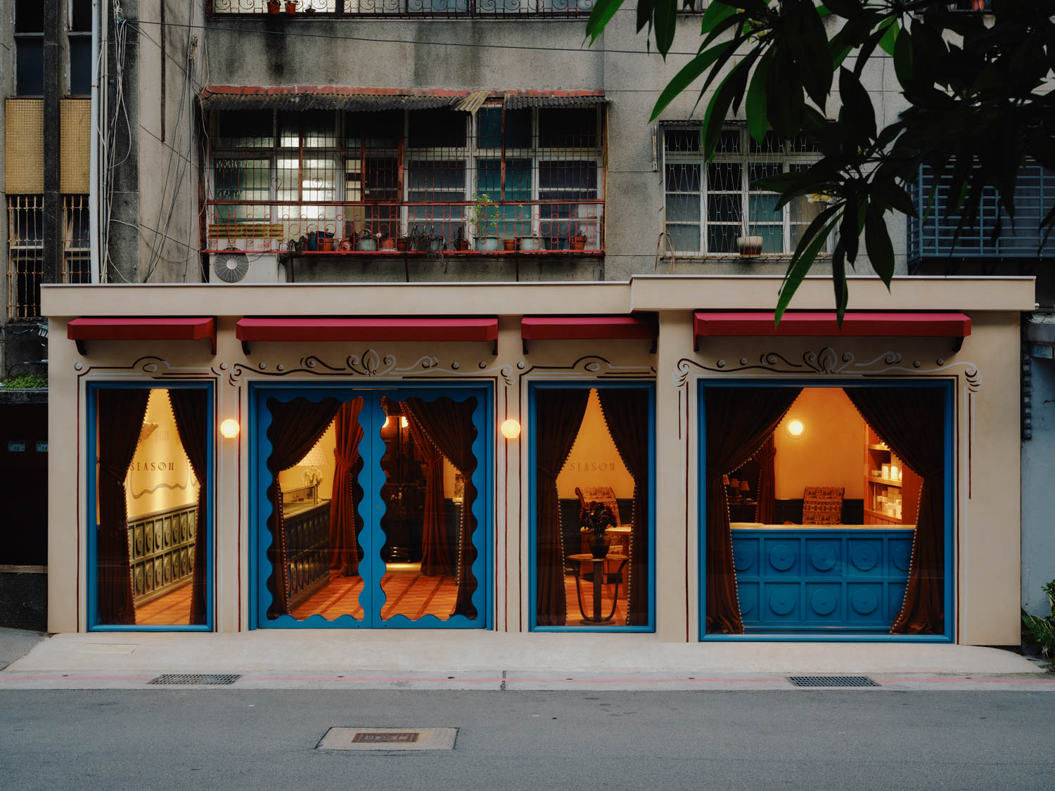 exterior of Season bakery